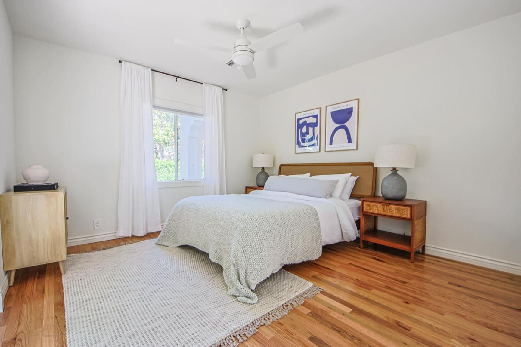 Elegant 6br With Tranquil Outdoor Oasis *
